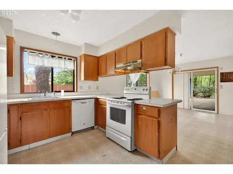 451 NW Hill Road Mcminnville OR 97128