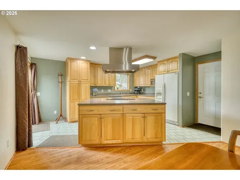 355 S 13th Street St. Helens OR 97051