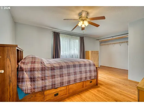 355 S 13th Street St. Helens OR 97051