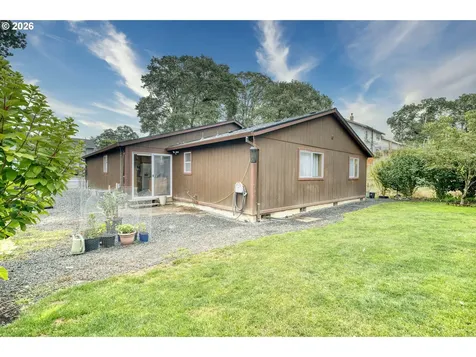 355 S 13th Street St. Helens OR 97051