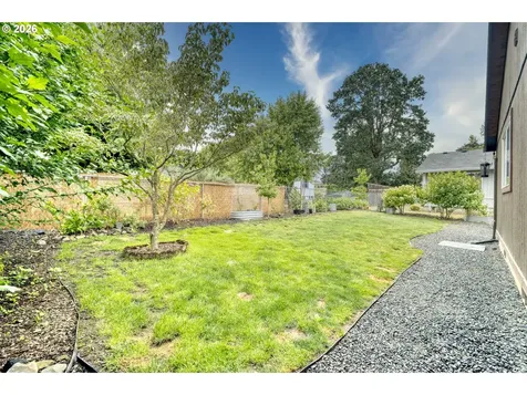 355 S 13th Street St. Helens OR 97051