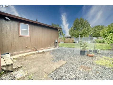 355 S 13th Street St. Helens OR 97051