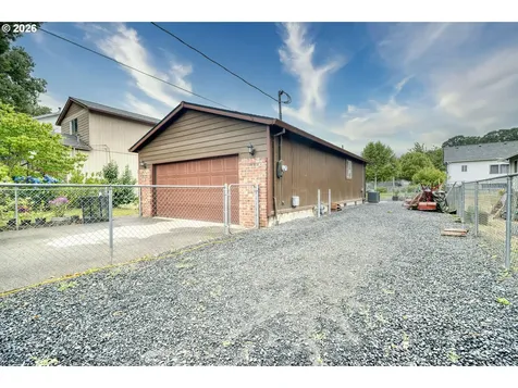 355 S 13th Street St. Helens OR 97051