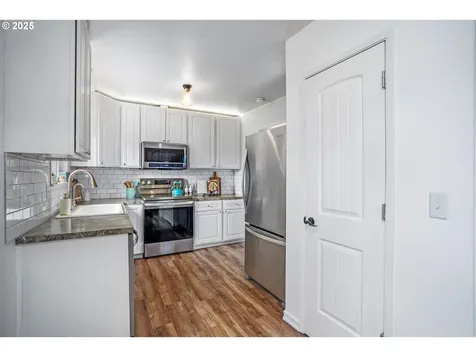 108 Williams Avenue Kelso WA 98626
