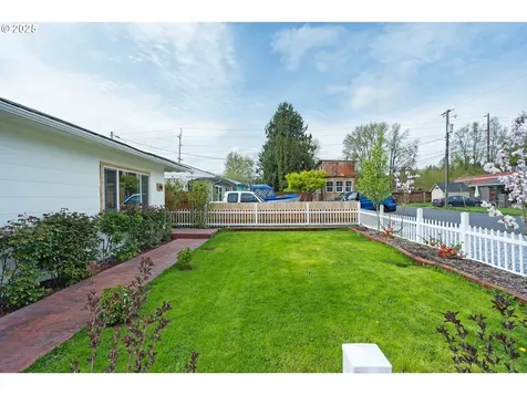 108 Williams Avenue Kelso WA 98626