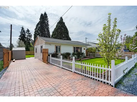 108 Williams Avenue Kelso WA 98626