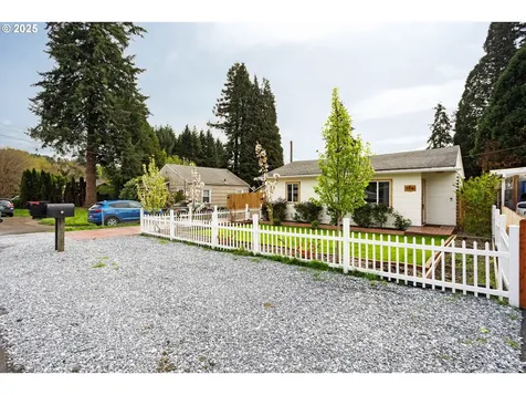 108 Williams Avenue Kelso WA 98626