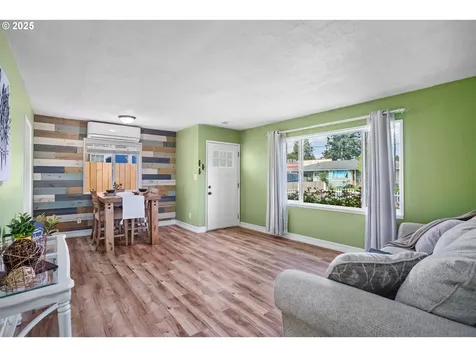 108 Williams Avenue Kelso WA 98626