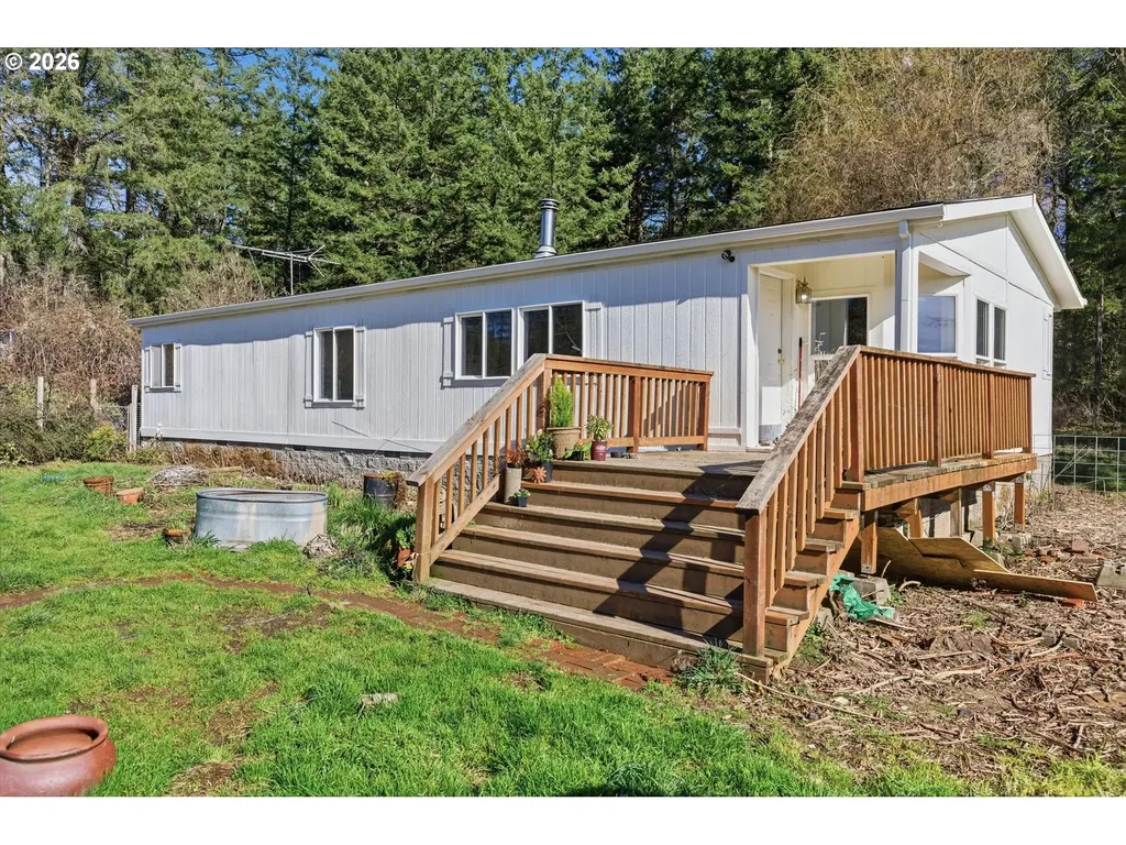 25205 NW Mount Richmond Road Yamhill OR 97148
