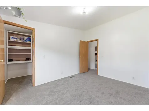 25205 NW Mount Richmond Road Yamhill OR 97148