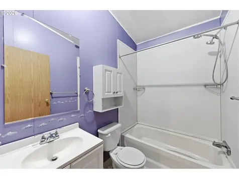 25205 NW Mount Richmond Road Yamhill OR 97148