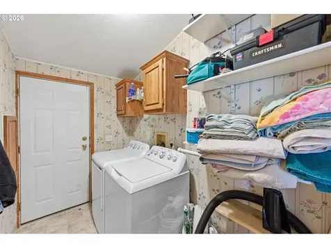 25205 NW Mount Richmond Road Yamhill OR 97148