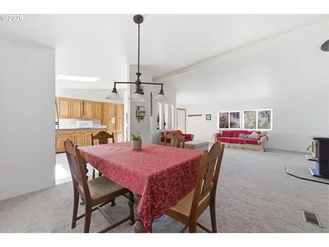 25205 NW Mount Richmond Road Yamhill OR 97148