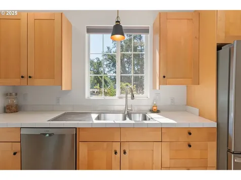 78691 Sears Road Cottage Grove OR 97424