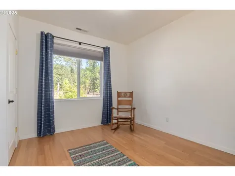 78691 Sears Road Cottage Grove OR 97424