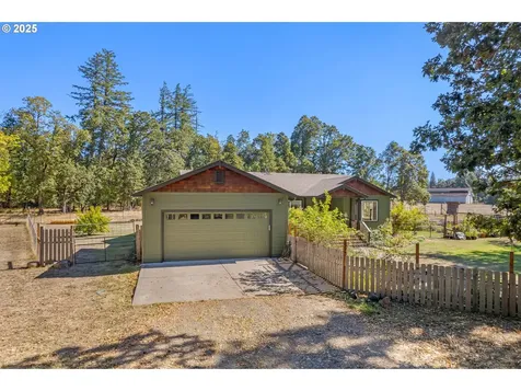 78691 Sears Road Cottage Grove OR 97424