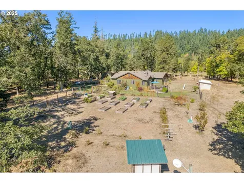 78691 Sears Road Cottage Grove OR 97424