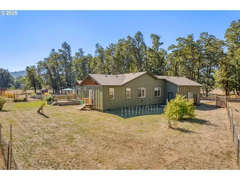 78691 Sears Road Cottage Grove OR 97424