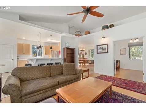 78691 Sears Road Cottage Grove OR 97424