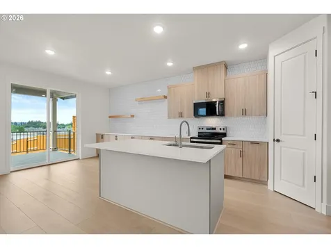 16001 Barlow Trail Lane Oregon City OR 97045