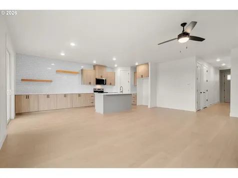 16001 Barlow Trail Lane Oregon City OR 97045