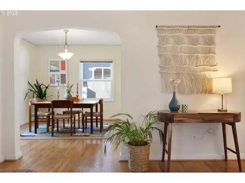 6114 SE 20th Avenue Portland OR 97202