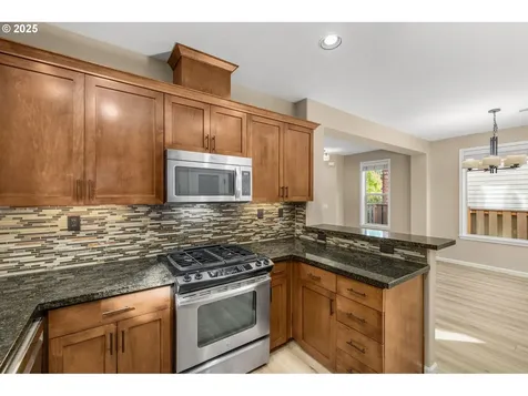 16326 NW Rossetta Street Portland OR 97229