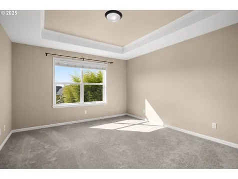 16326 NW Rossetta Street Portland OR 97229