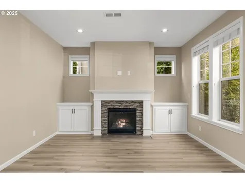 16326 NW Rossetta Street Portland OR 97229