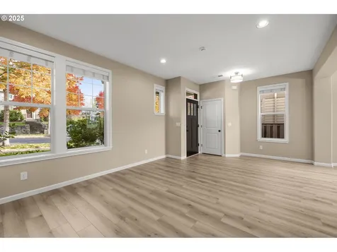 16326 NW Rossetta Street Portland OR 97229