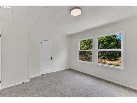 1712 SE Stark Street Portland OR 97214