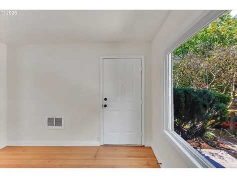 1712 SE Stark Street Portland OR 97214