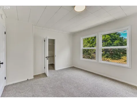 1712 SE Stark Street Portland OR 97214