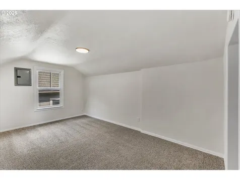 1712 SE Stark Street Portland OR 97214