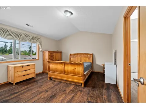 6608 SE Ogden Street Portland OR 97206