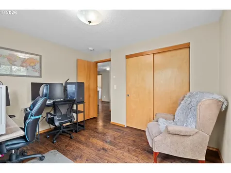 6608 SE Ogden Street Portland OR 97206