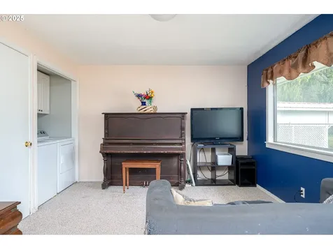 1505 NW 4th Street Gresham OR 97030