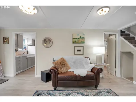 2729 SW Coast Avenue Lincoln City OR 97367