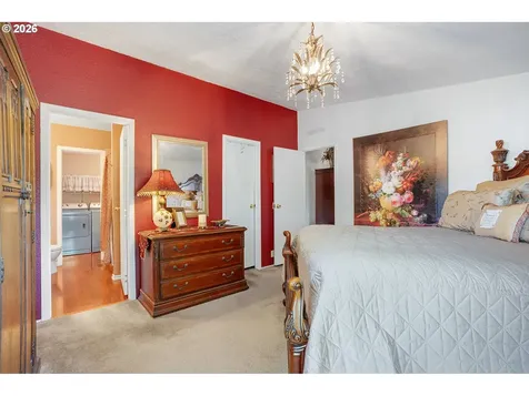 13249 SE Schiller Street Portland OR 97236