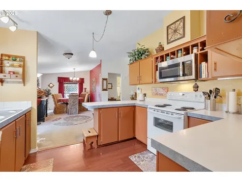 13249 SE Schiller Street Portland OR 97236