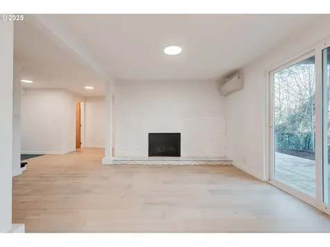 2041 Marylhurst Drive West Linn OR 97068