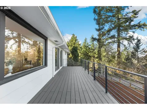 2041 Marylhurst Drive West Linn OR 97068