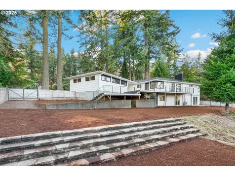 2041 Marylhurst Drive West Linn OR 97068