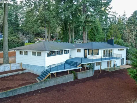 2041 Marylhurst Drive West Linn OR 97068