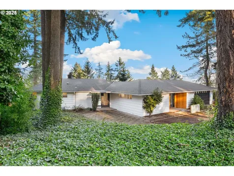 2041 Marylhurst Drive West Linn OR 97068