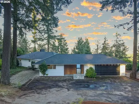 2041 Marylhurst Drive West Linn OR 97068