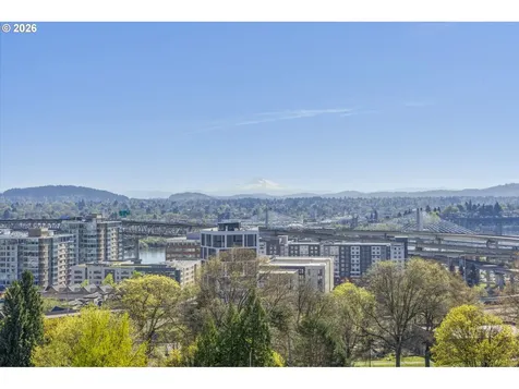 2211 SW 1st Avenue Portland OR 97201