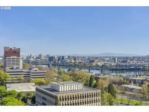 2211 SW 1st Avenue Portland OR 97201