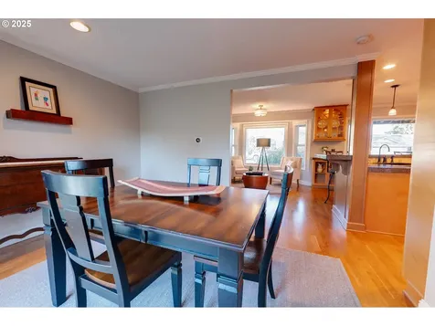 1388 NE Snell Court Hillsboro OR 97124