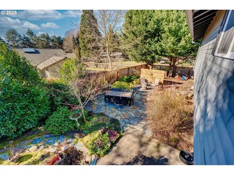 1388 NE Snell Court Hillsboro OR 97124